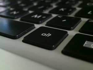 Alt key on a windows keyboard.